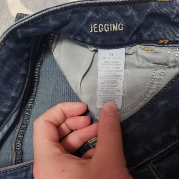 American Eagle Jegging Jeans - Picture 5 of 7